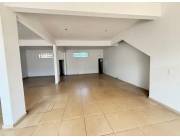 Alquilo salon comercial cod 4321 . Iva incluido