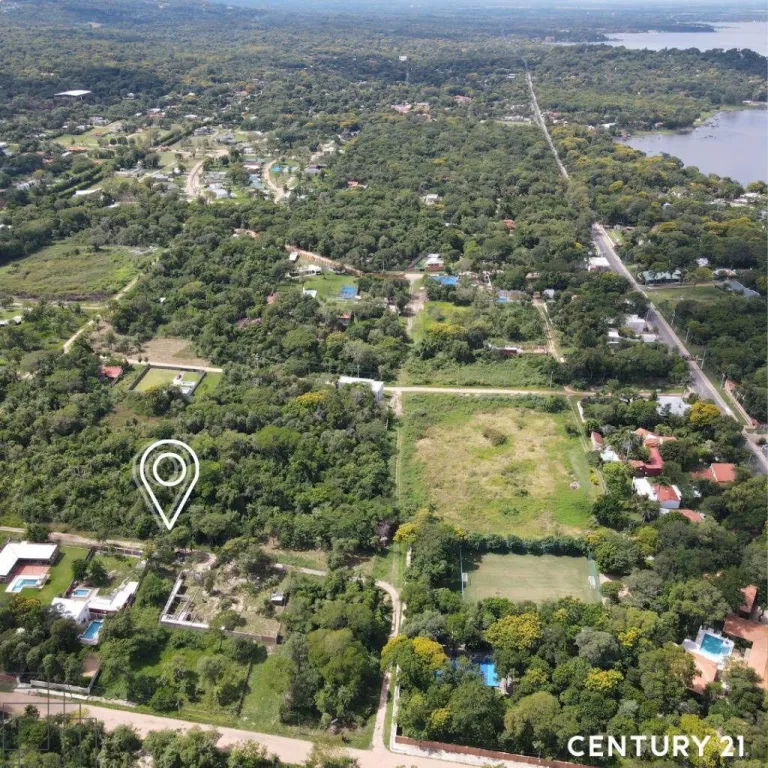 EN VENTA TERRENO EN SAN BERNARDINO - Bo. Cristóbal Colón — foto 2