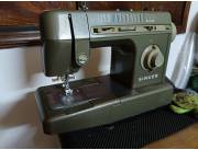 Máquina de coser Singer
