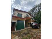 Alquilo Tinglado de 300m2 con Oficinas en Lambare en Barrio Villa Cerro Cora