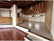 VENDO CASA EN RECOLETA