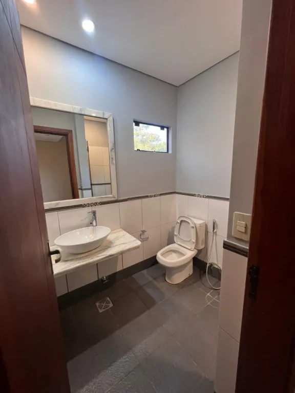 Vendo Duplex de 180 m2 en San Cristobal a Media Cuadra de Mcal. López-LHO7375198 — foto 3