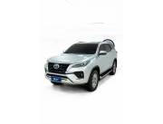 Toyota Fortuner SRV 2023