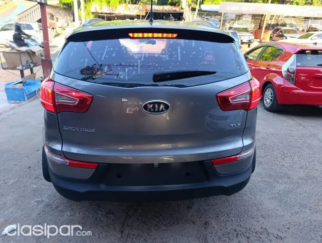 Kia Sportage 2011 — foto 2
