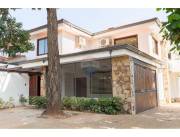 IMPORTANTE CASA PARA RESIDENCIA U OFICINA