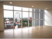 OFICINA CON GRAN VISTA A LA CIUDAD, HOY ALQUILADA!