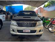 En venta Toyota Hilux SRV 2.013