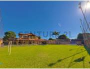 VENDO CASA CON CANCHA ENPASTADA EN OFERTA