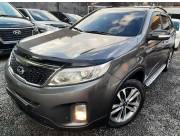 VENDO KIA SORENTO AÑO 2014 RECIEN IMPORTADO MOTOR 2.2 TRACCION 4X4 OPCIONAL FULL FINANCIO.