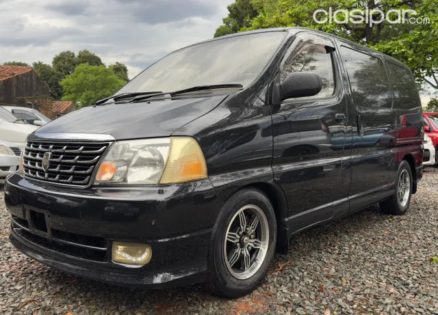 Toyota Hiace 2002 - foto 2