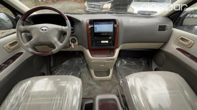 Toyota Hiace 2002 — foto 4