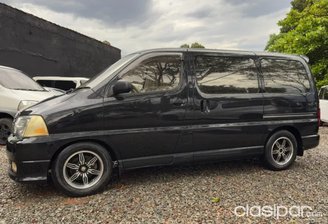 Toyota Hiace 2002 — foto 6