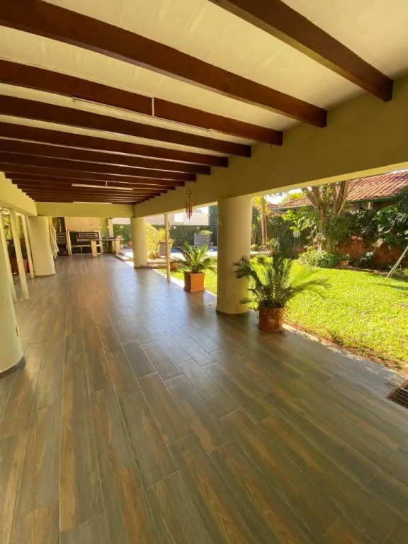 VENDO AMPLIA RESIDENCIA DE 2 PLANTAS EN BARRIO VISTA ALEGRE — foto 2