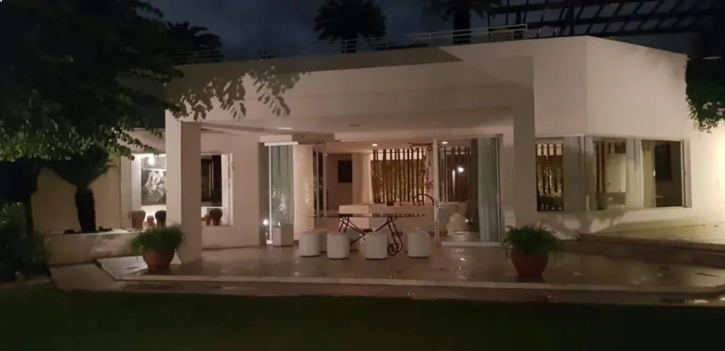 RESIDENCIA DE LUJO BARRIO MBURUCUJA — foto 3