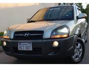 VENDO HYUNDAI TUCSON AÑO 2005 DIESEL AUTOM A.A INTERIOR FINO CUIDADO LLANTAS DEPORTIVAS!!!