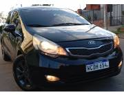 VENDO KIA RIO SEDAN CHAPA MERCOSUR 2015 AUTOMÁTICO AIRE FULL INTERIOR NEGRO LLANTAS DEPORT