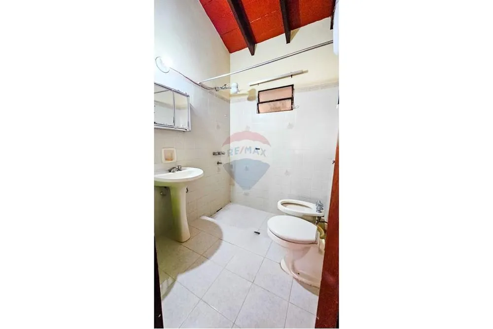 Casa - Venta - Fernando De La Mora, Paraguay — foto 2