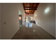 Casa en Venta en Central Luque Maramburé A 1 cuadra de la Av. Hernandarias. A 1 cuadra d