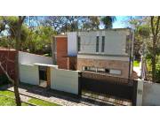 EN VENTA CASA AMOBLADA EN SAN BERNARDINO ZONA SAN BERNARDINO COUNTRY CLUB