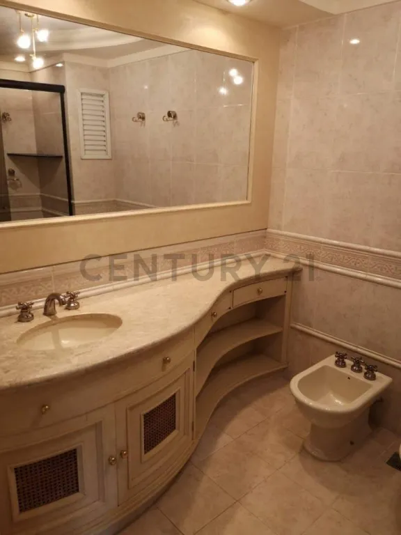 VENDO AMPLIO DEPARTAMENTO DE 4 DORM CON ÁREA DE SERVICIO - EDIFICIO KARIMI — foto 3