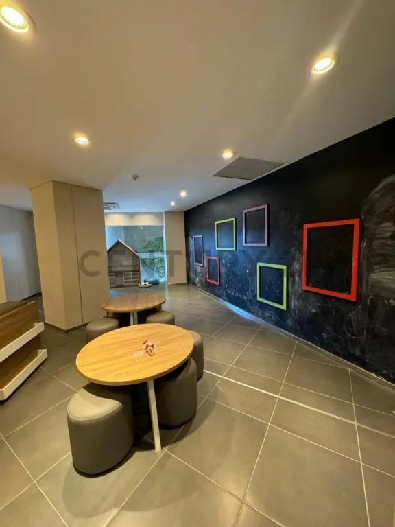 VENDO AMPLIO DEPARTAMENTO CON ÁREA DE SERVICIO, EDIFICIO KARIM — foto 2