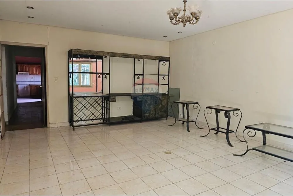 Casa de 420 m2 | 3 Dormitorios | Bo. San Vicente — Foto 2