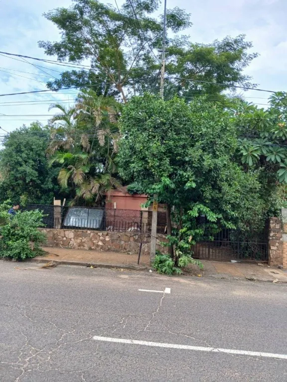 EN VENTA TERRENO CON CASA A DEMOLER VILLA MORRA — фото 2