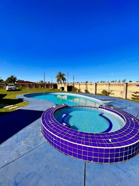 VENDO AMPLIA PROPIEDAD EN LA URBANIZACIÓN EL CORTIJO SAN BERNARDINOYPACARAI — foto 3
