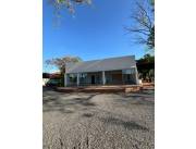 PASEO MANANTIALES, YKUA SATÍ: 132.5 M2, IDEAL P/ GASTRONÓMICOS, AMPLIOS AMBIENTES, PARKING