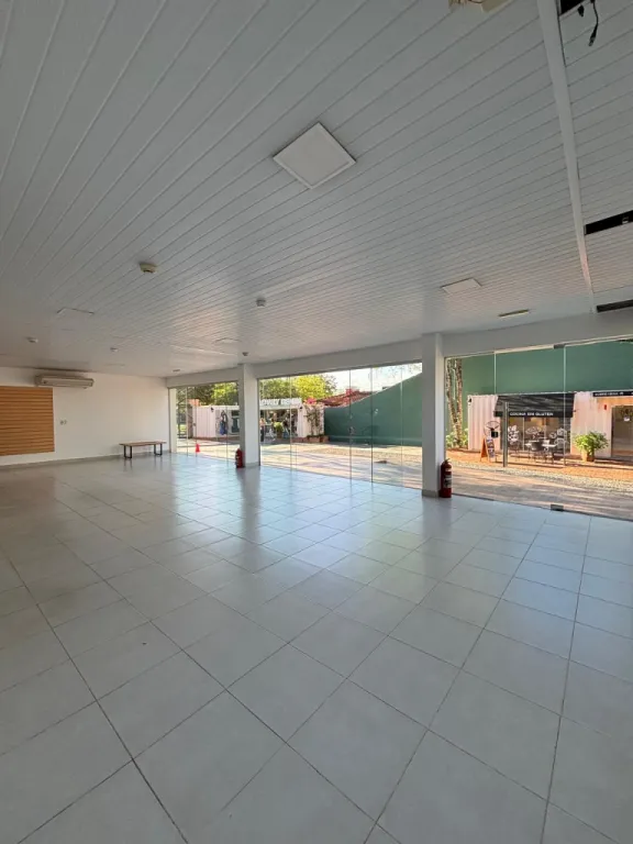 PASEO MANANTIALES, YKUA SATÍ: 132.5 M2, IDEAL P GASTRONÓMICOS, AMPLIOS AMBIENTES, PARKING — foto 3