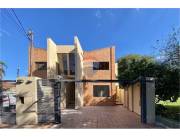 VENDO DUPLEX CON PATIO A PASOS DEL COLEGIO GOETHE