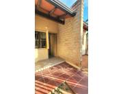 ALQUILO CASA EN FERNANDO DE LA MORA ZONA SUR