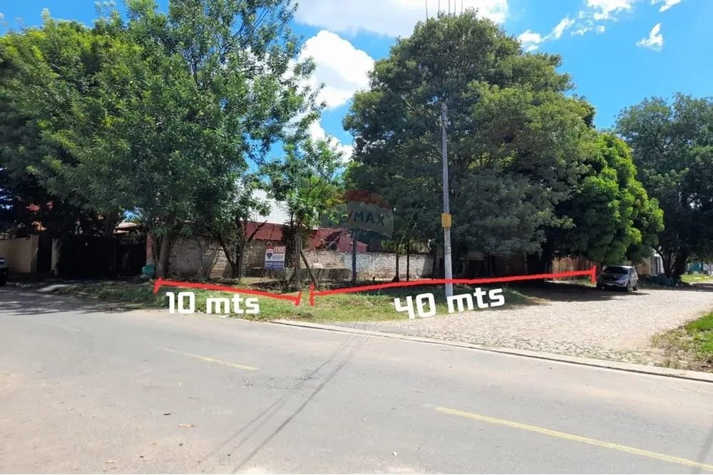 VENDO TERRENO EN ESQUINA EN LAMBARE KENNEDY — foto 2