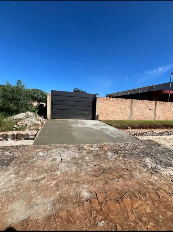 Terreno en Ciudad del Este – Barrio Santa Ana – 391 m² – Muralla y excelente ubicación — foto 2