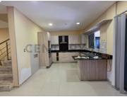 Alquilo duplex en Lambare