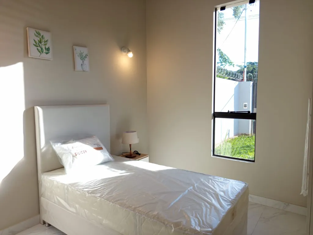 VENDO CASA A ESTRENAR EN LUQUE, ZARATE ISLA — foto 3