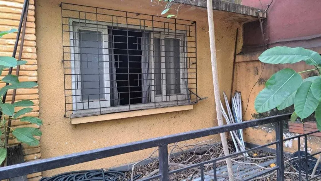 VENTA DE TERRENO CON CASA A REFACCIONAR O DEMOLER EN EL CENTRO DE ASUNCIÓN — foto 3
