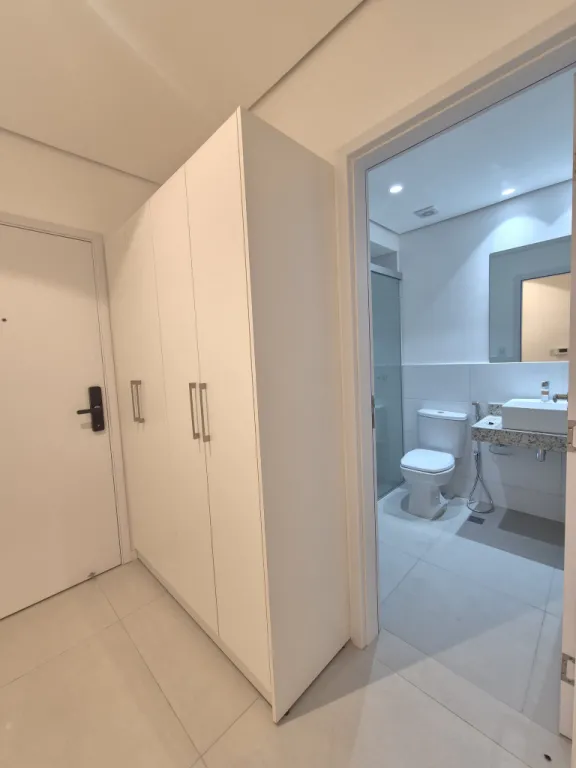VENDO MONOAMBIENTE CON COCHERA EN EDIFICIO CIVIS ALPHA — фото 2