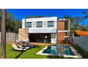 VENDO CASA AMOBLADA C/ PISCINA EN SAN BERNARDINO!!