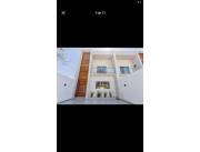 Hermoso duplex en lambare.