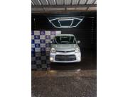 Toyota sienta año 2014