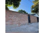 ALQUILO CASA EN ASUNCION ZONA COSTANERA SUR COD 5847