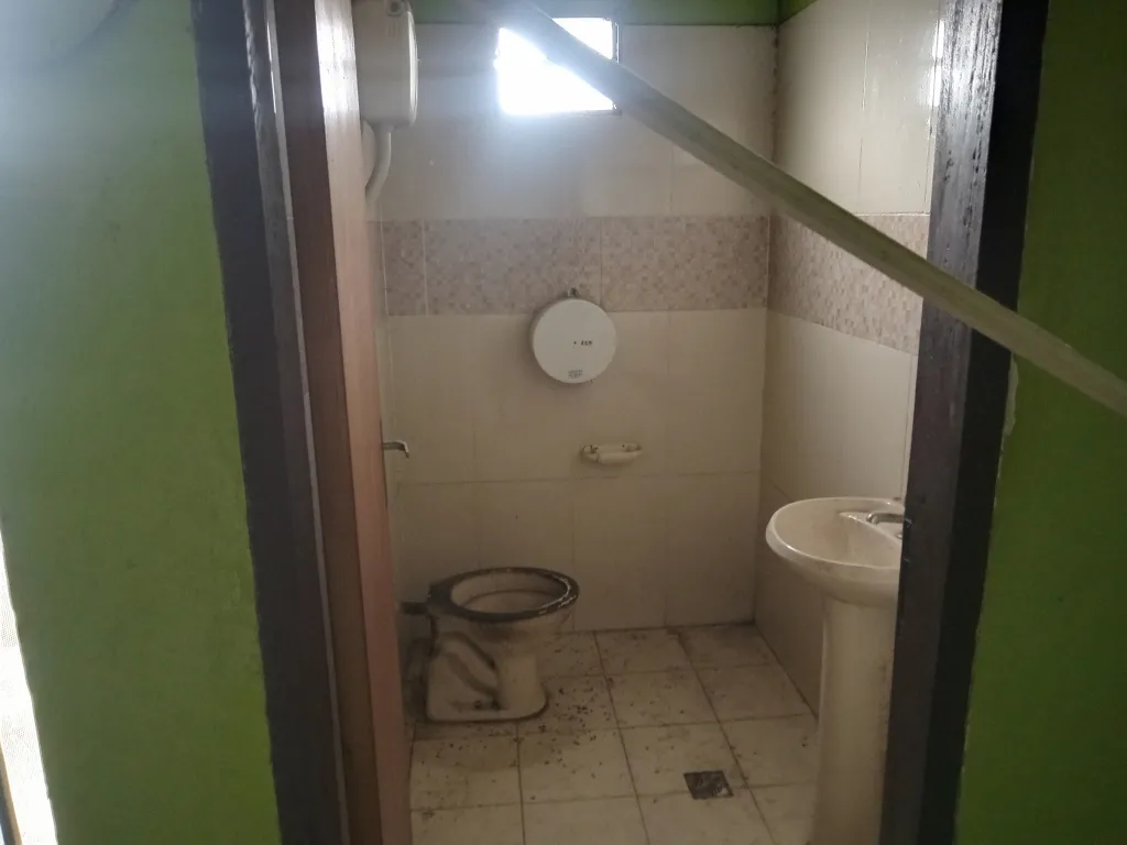 alquilo salon comercial — foto 3