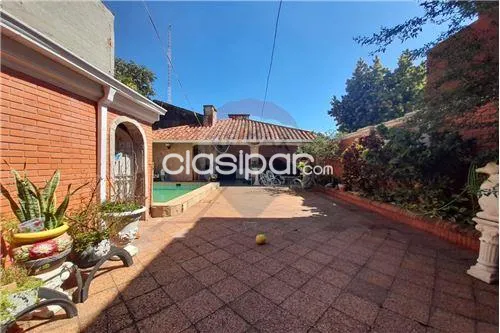 CASA EN BO. BERNARDINO CABALLERO EN VENTA — foto 3