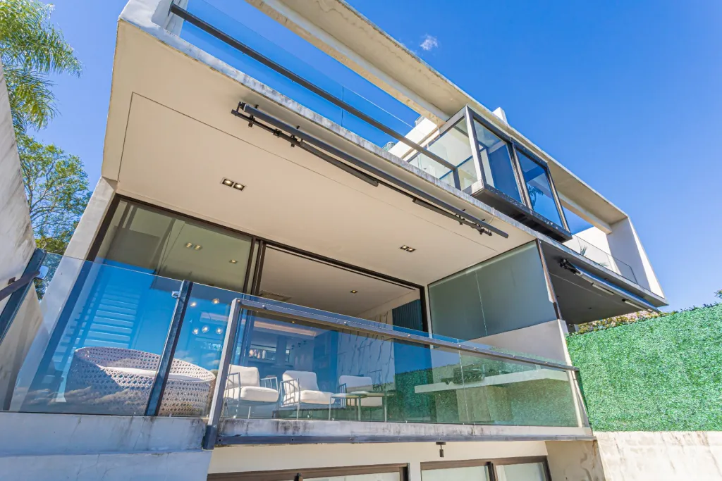 RESIDENCIA EN SAN BERNARDINO — foto 2