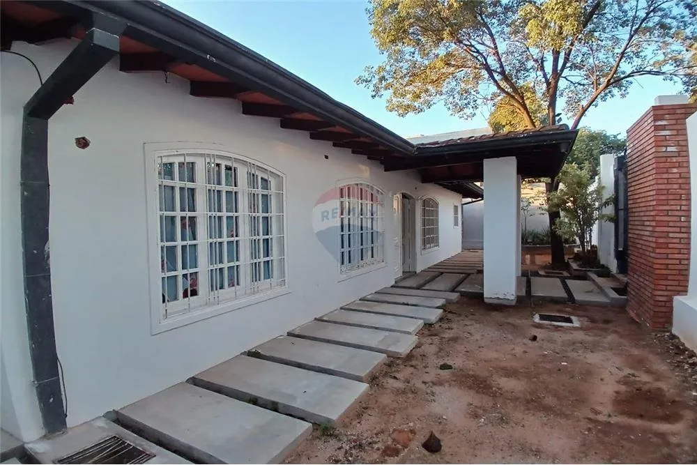 VENDO CASA EN CARMELITAS IDEAL PARA OFICINA — photo 2
