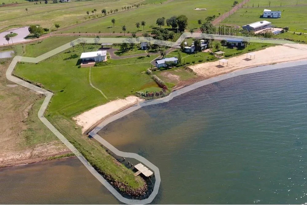 VENDO CASA CON MUELLE PRIVADO EN CORONEL BOBAGO ITAPUA — foto 3