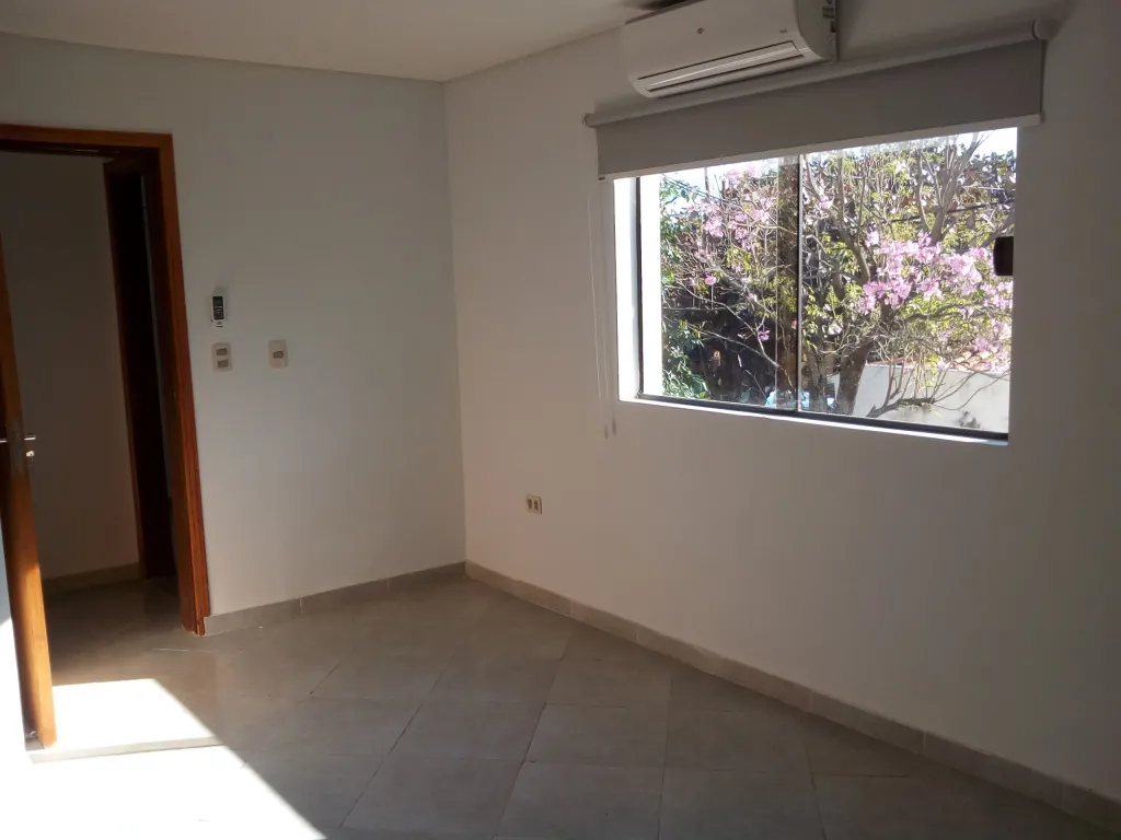 Alquilamos DEPARTAMENTO - Zona Bruno Guggiari - B° Pinoza 2 habitaciones — foto 2