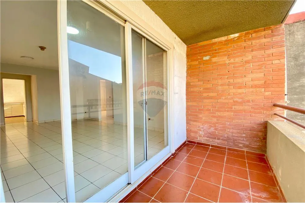 Departamento - Alquiler - Tacumbú, Paraguay — Foto 3