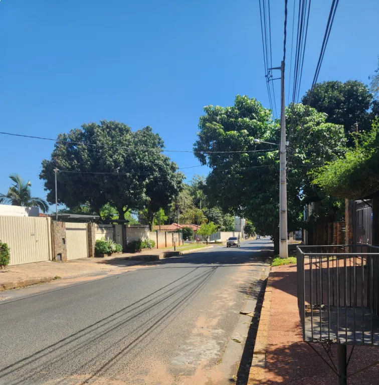 Vendo amplio terreno en Lambaré. — foto 3
